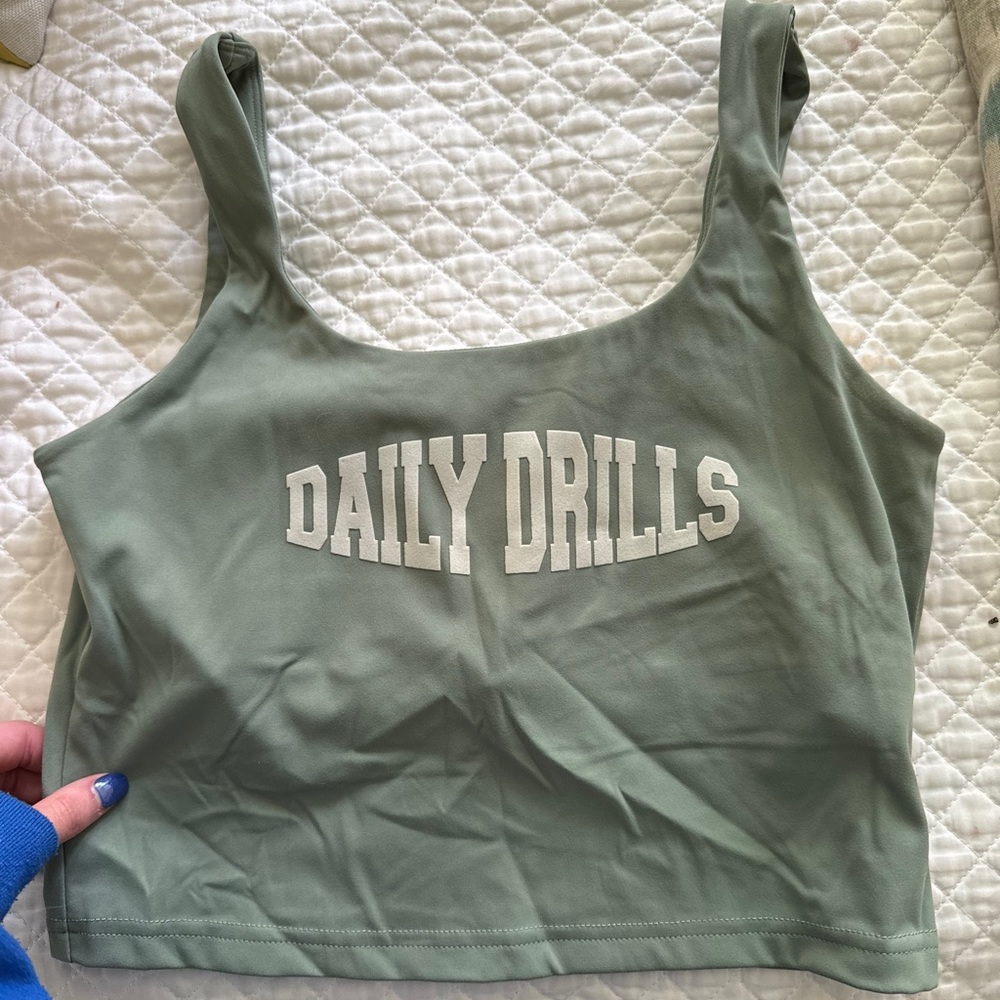 Daily drills olive green size M worn once